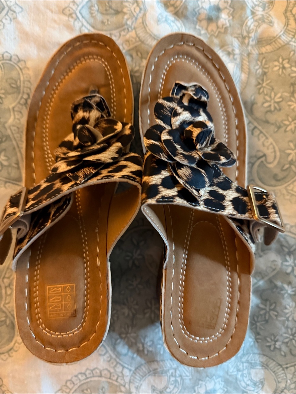 Women's Leopard Print Flower Slide Sandals - Tan Footbed